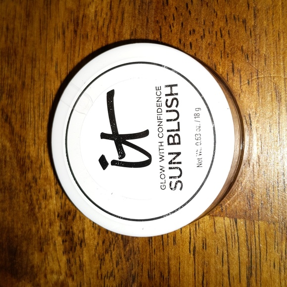 Sealed Sunlit 10 GLOW WITH CONFIDENCE SUN CREAM BLUSH .63 - Picture 1 of 7